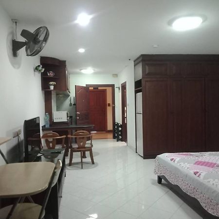 חוף ג'ומטיין View Talay 2 Suite Apartments מראה חיצוני תמונה